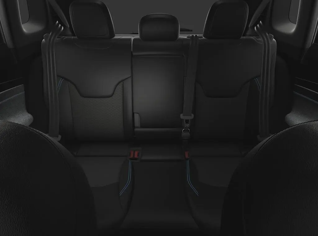2026 Jeep Compass Altitude 4X4 photo 3