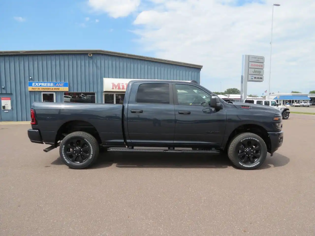 2026 RAM 3500 Big Horn 4X4 Crew Cab SWB's photo