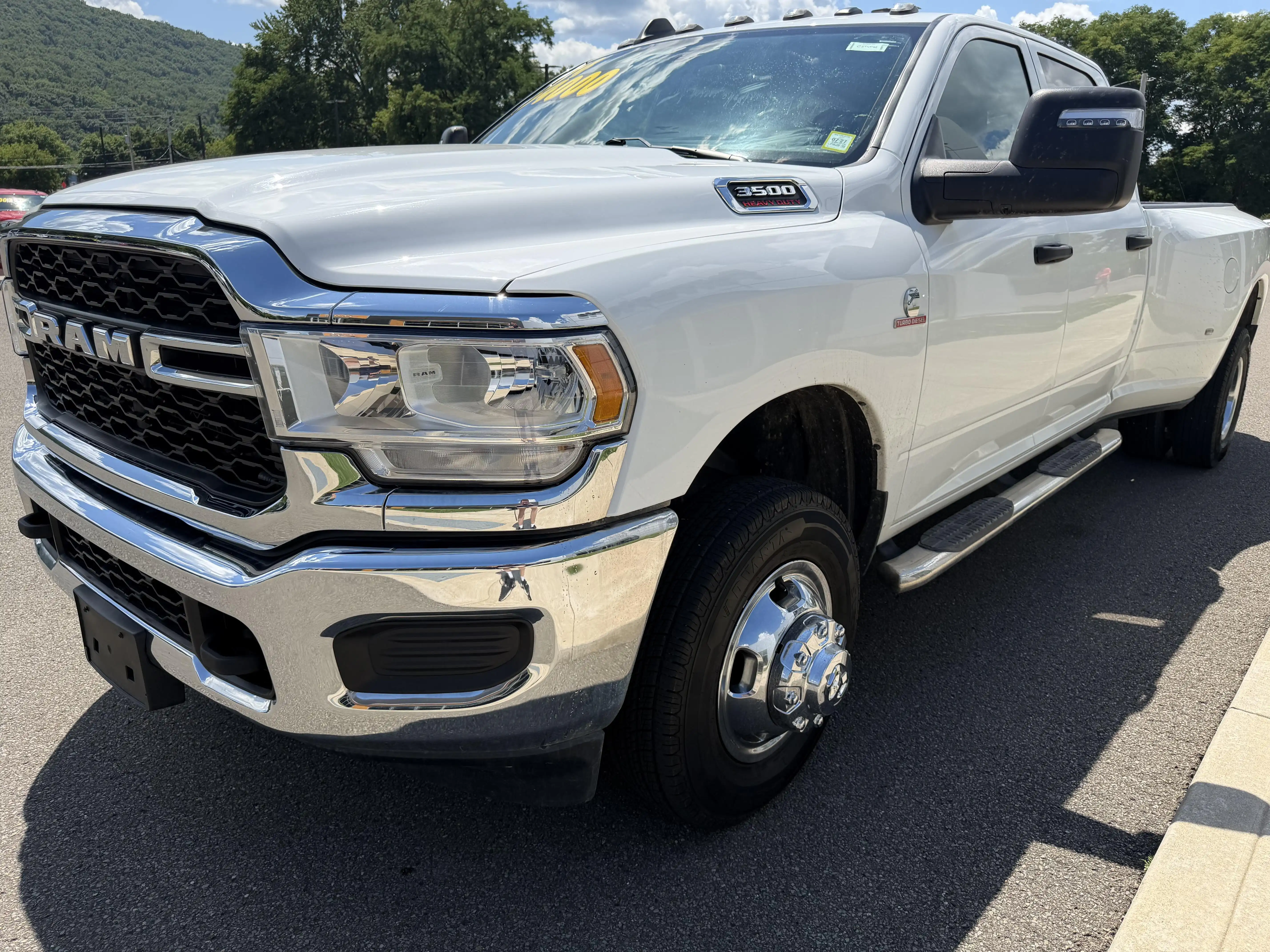 2024 RAM 3500 Tradesman 4X4 Crew Cab LWB's photo