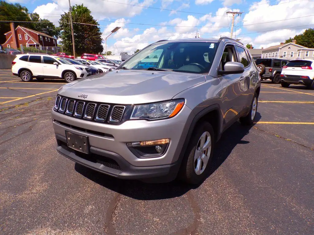 2020 Jeep Compass Latitude 4WD's photo