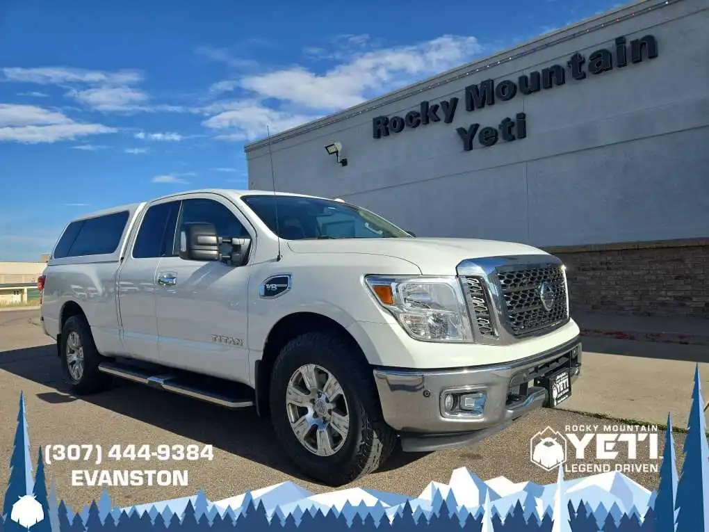 2017 Nissan Titan SV 4X4 King Cab's photo