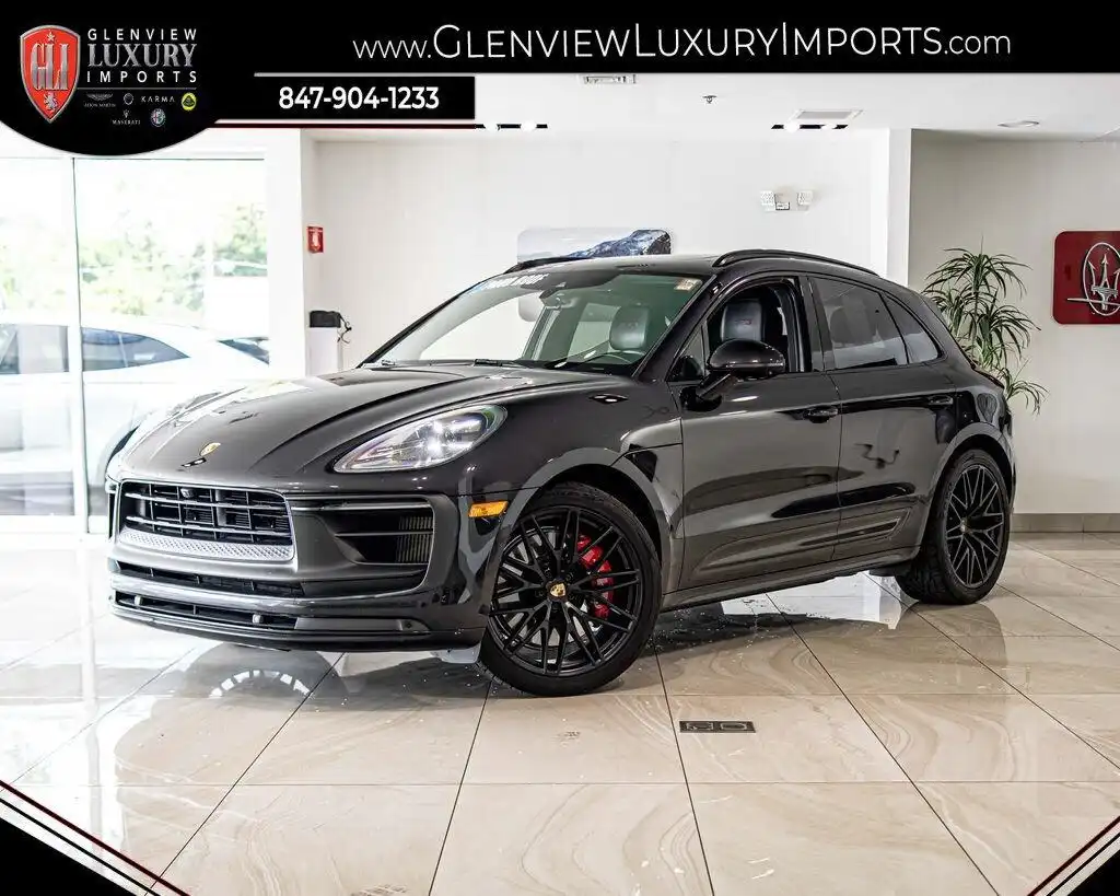 2023 Porsche Macan GTS's photo