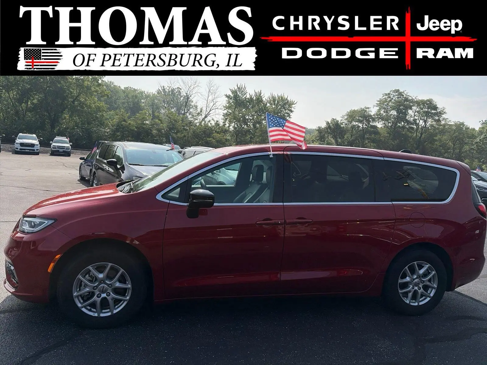 2025 Chrysler Pacifica Select photo 4