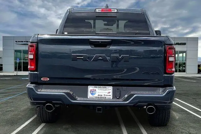 2026 RAM 1500 Express 4x4 Crew Cab 5'7 photo 3