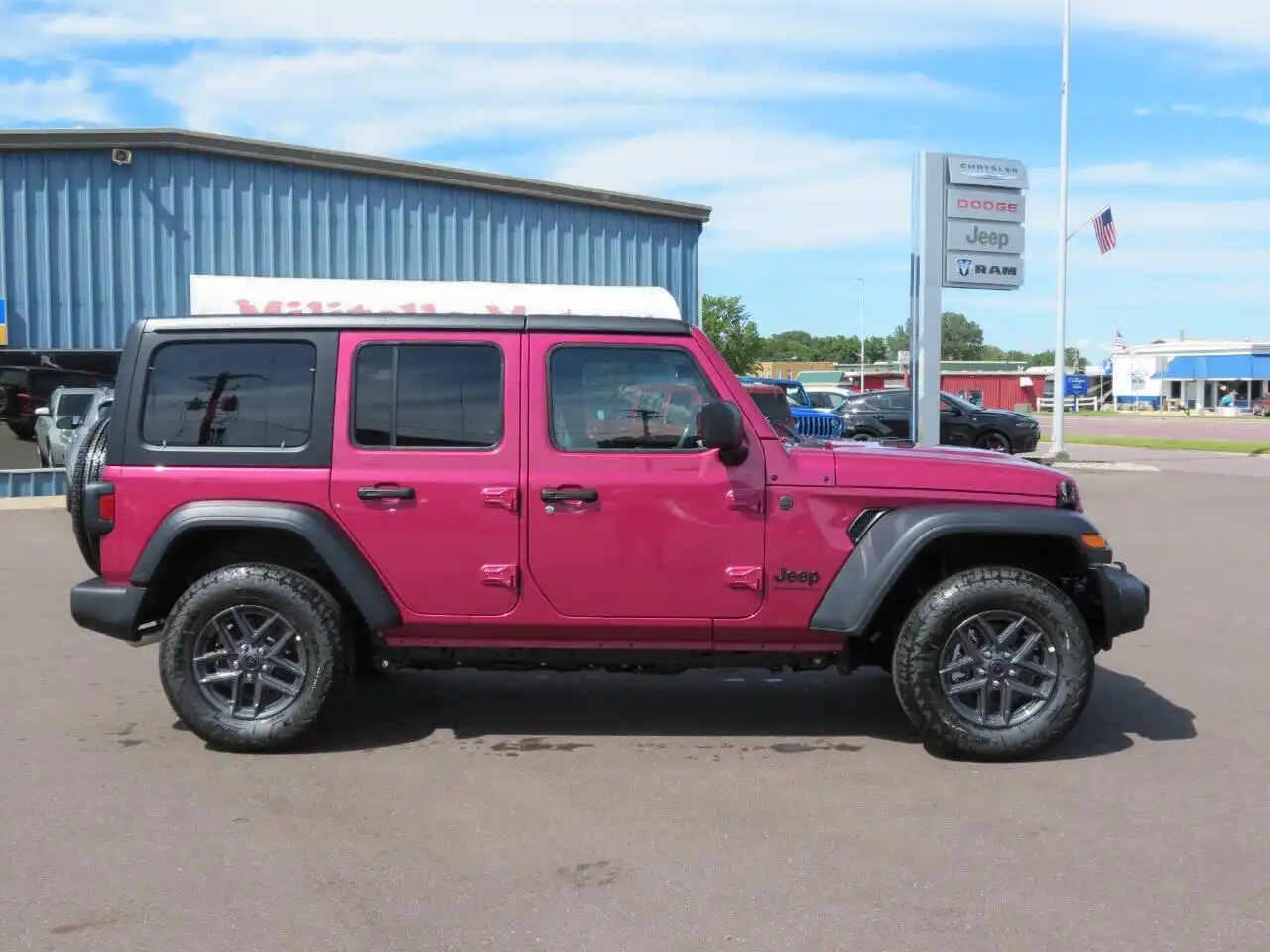 2026 Jeep Wrangler Sport RHD's photo