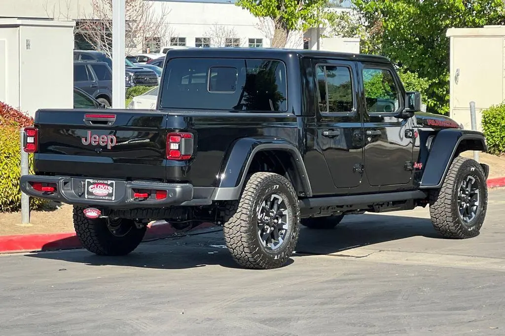 2026 Jeep Gladiator Rubicon Auto photo 4