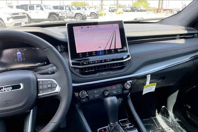2026 Jeep Compass Trailhawk 4X4 photo 5