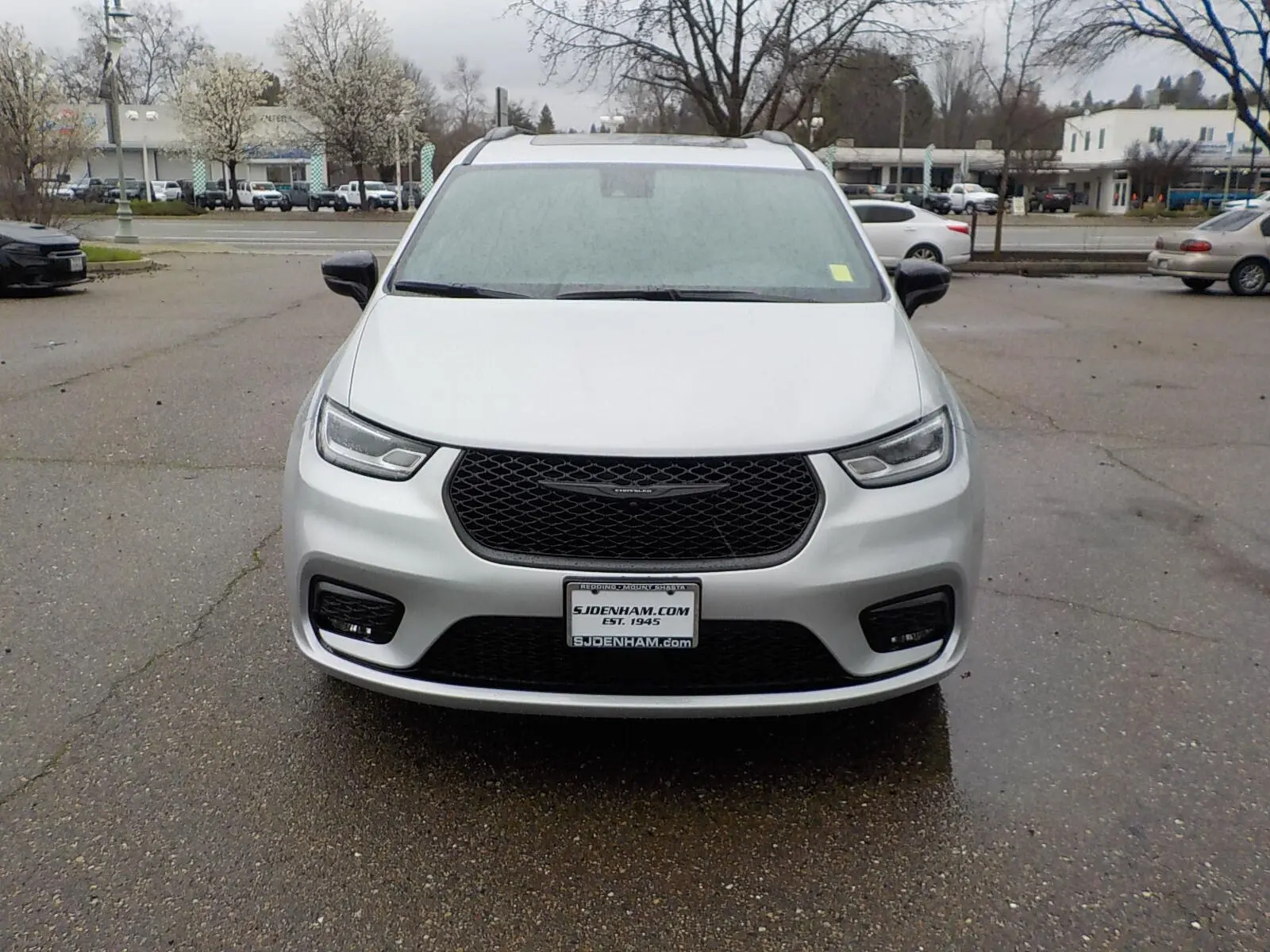 2026 Chrysler Pacifica Limited photo 3