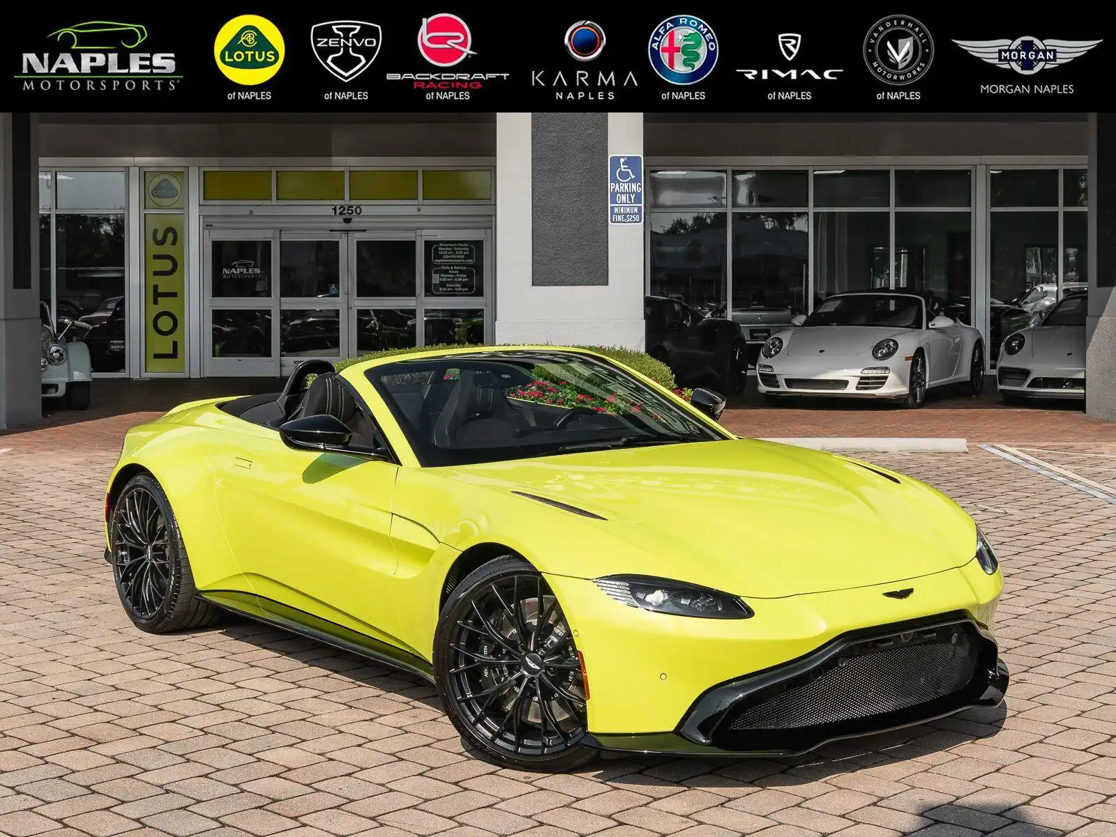 2023 Aston Martin Vantage F1 Roadster's photo