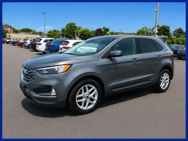 2022 Ford Edge SEL AWD's photo