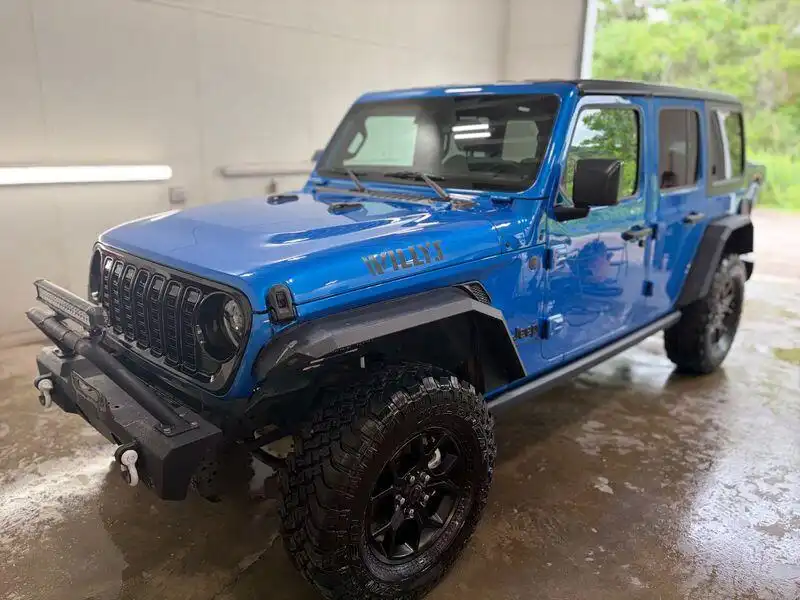 2024 Jeep Wrangler Willys's photo