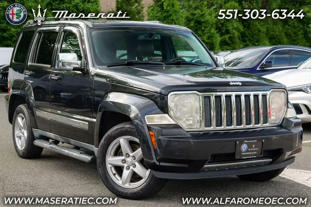 2011 Jeep Liberty Limited 4WD's photo
