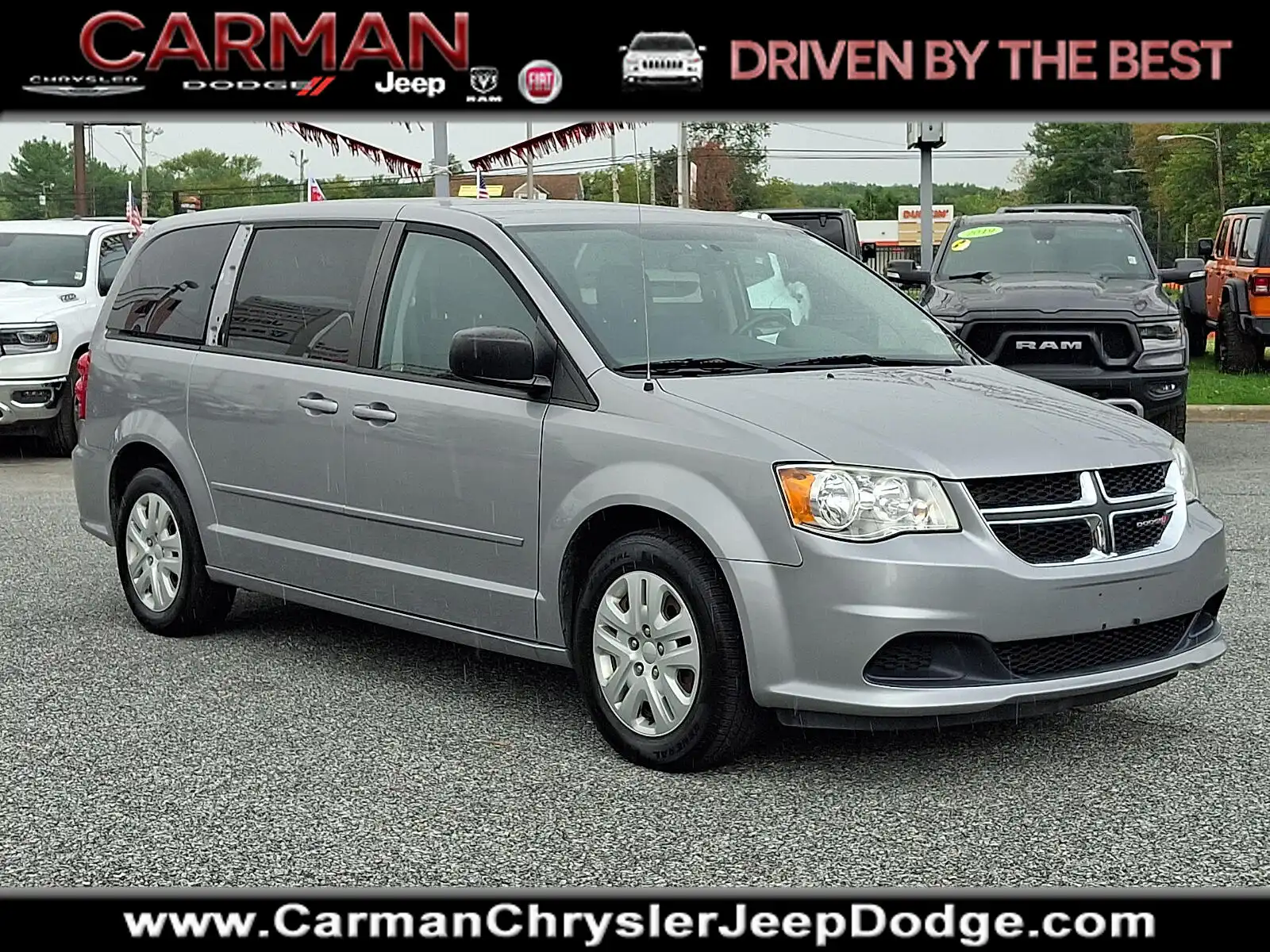 2017 Dodge Grand Caravan SE's photo