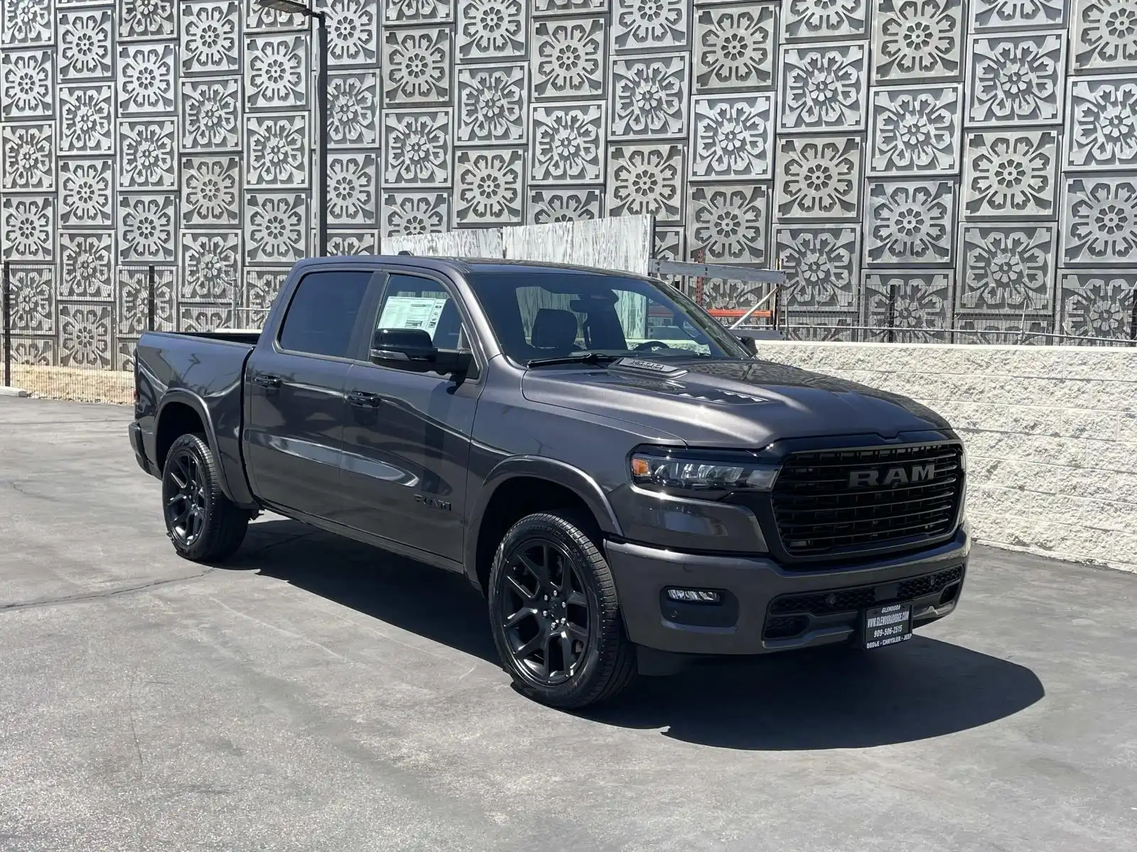 2026 RAM 1500 Laramie Crew Cab 5'7's photo