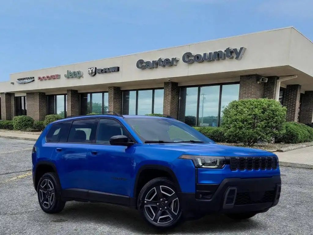 2026 Jeep Cherokee Laredo Hybrid 4WD's photo