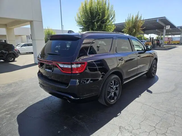 2026 Dodge Durango HEMI V8 GT AWD photo 5