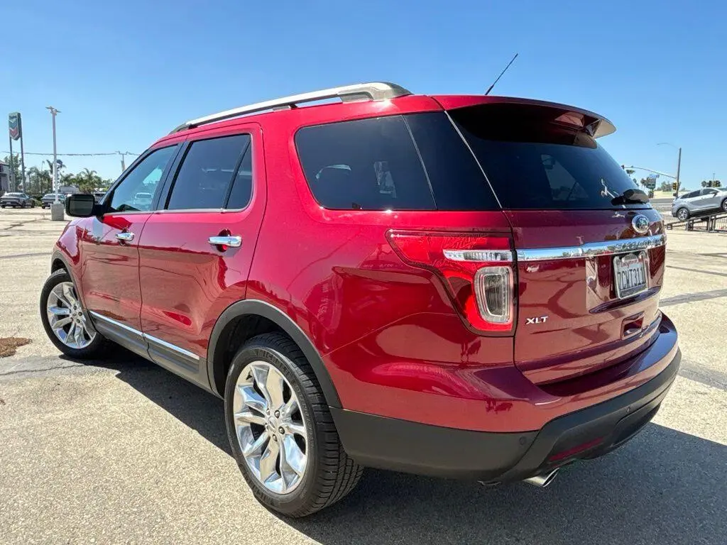 2014 Ford Explorer XLT photo 5