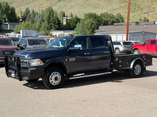 2017 RAM 3500 Laramie 4X4 Crew Cab DRW's photo