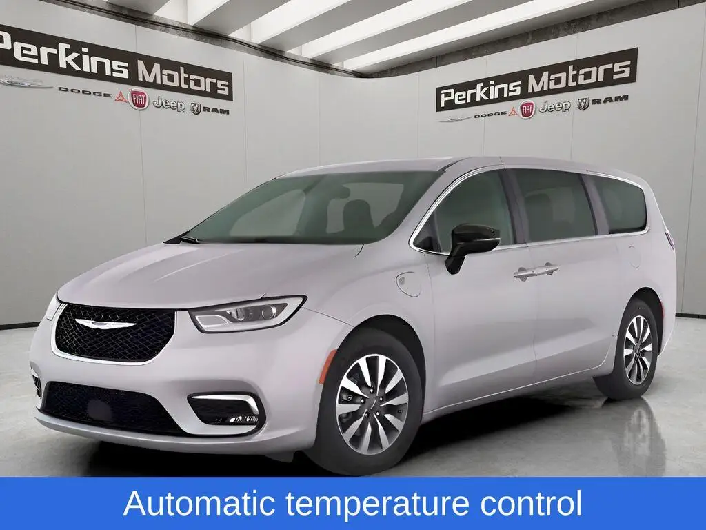 2025 Chrysler Pacifica Select photo 1