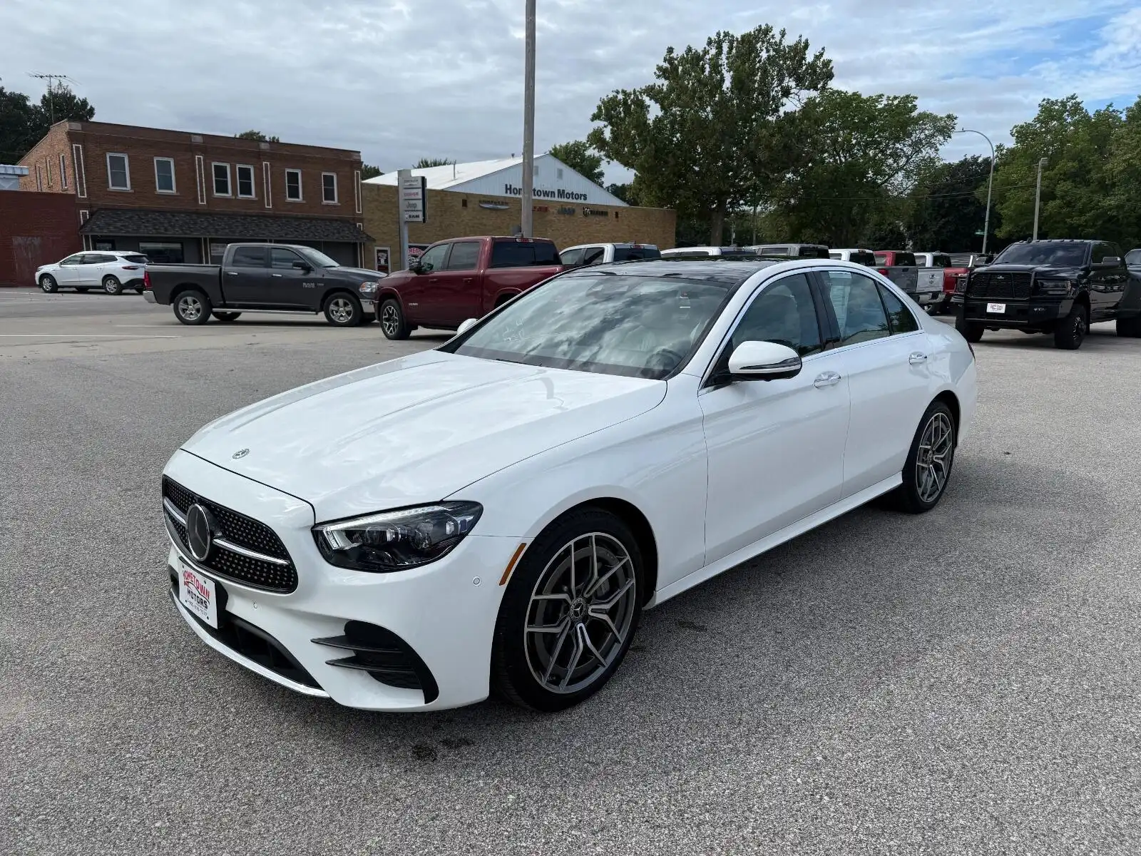 2021 Mercedes-Benz E-Class E350 4MATIC's photo