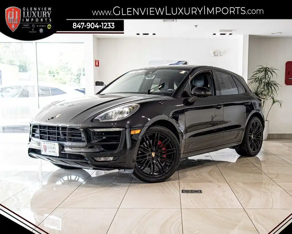 2017 Porsche Macan GTS's photo