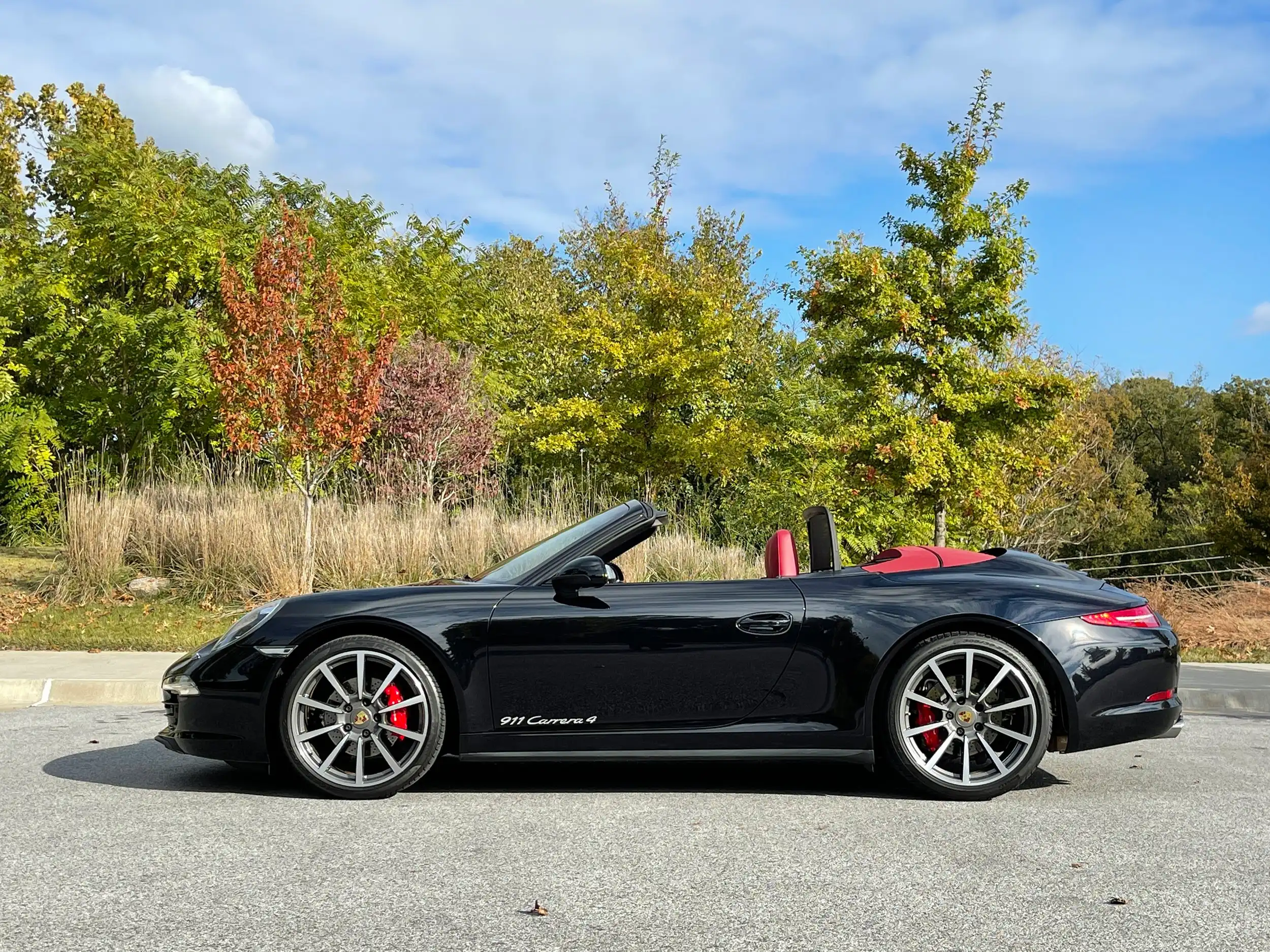 2015 Porsche 911 Carrera 4 Cabriolet's photo