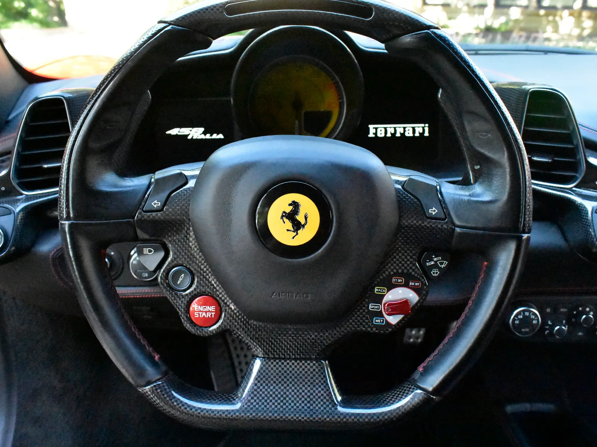 2012 Ferrari 458 Base photo 5