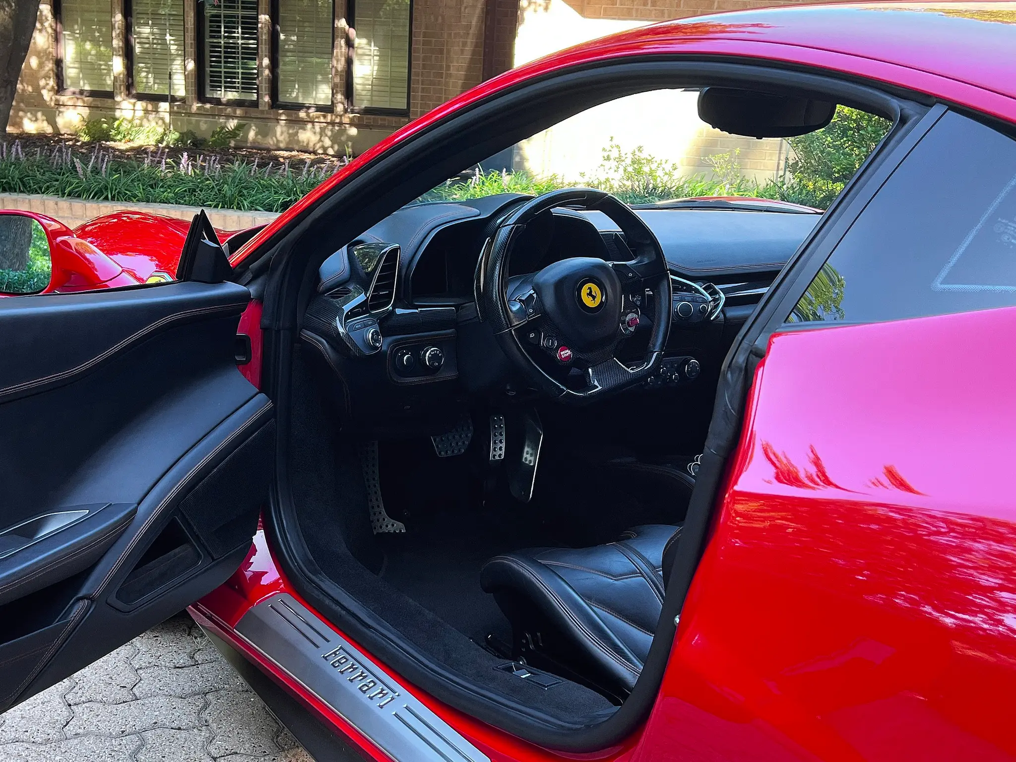 2012 Ferrari 458 Base photo 4