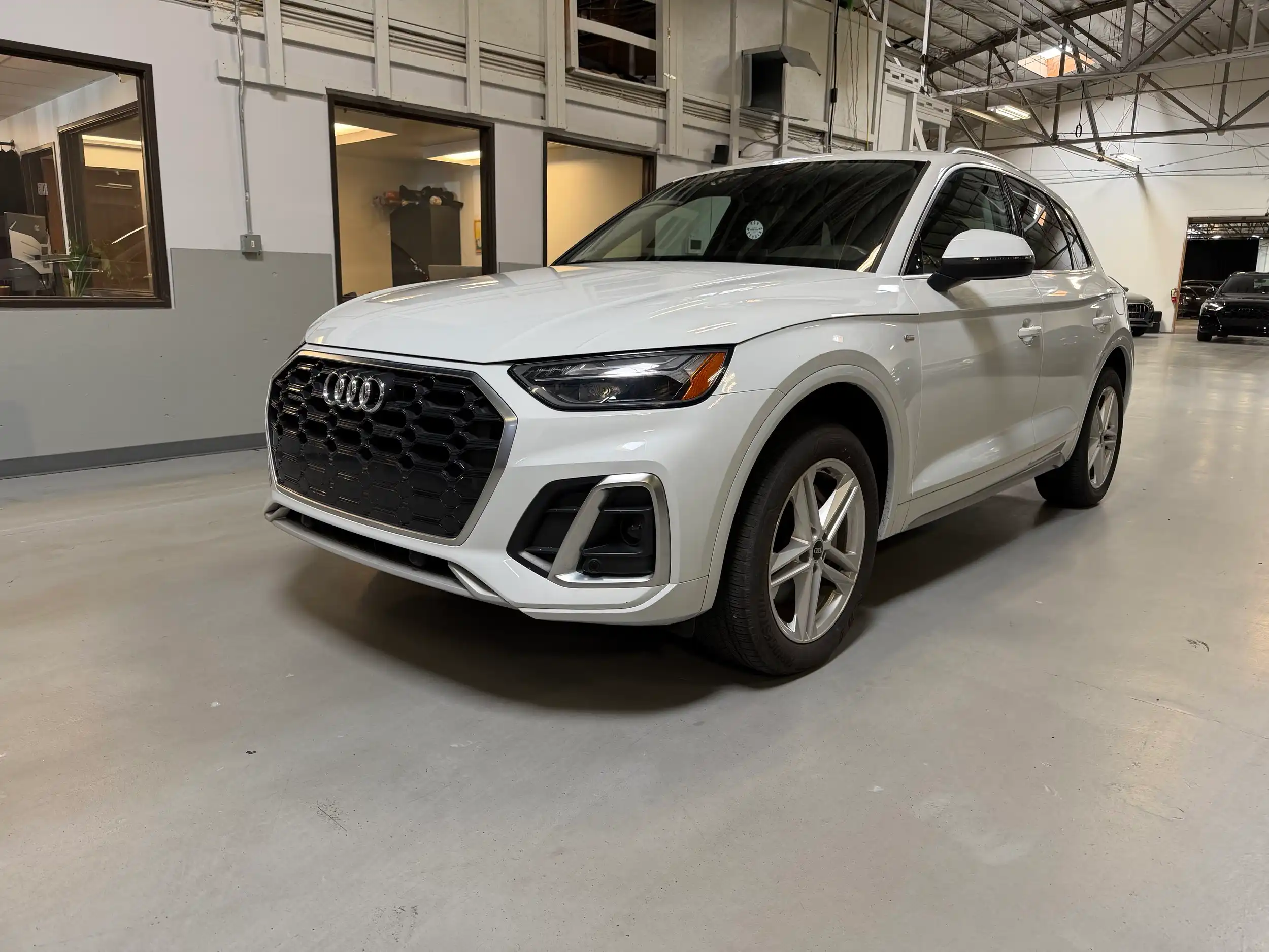 2022 Audi Q5 55 e Premium's photo