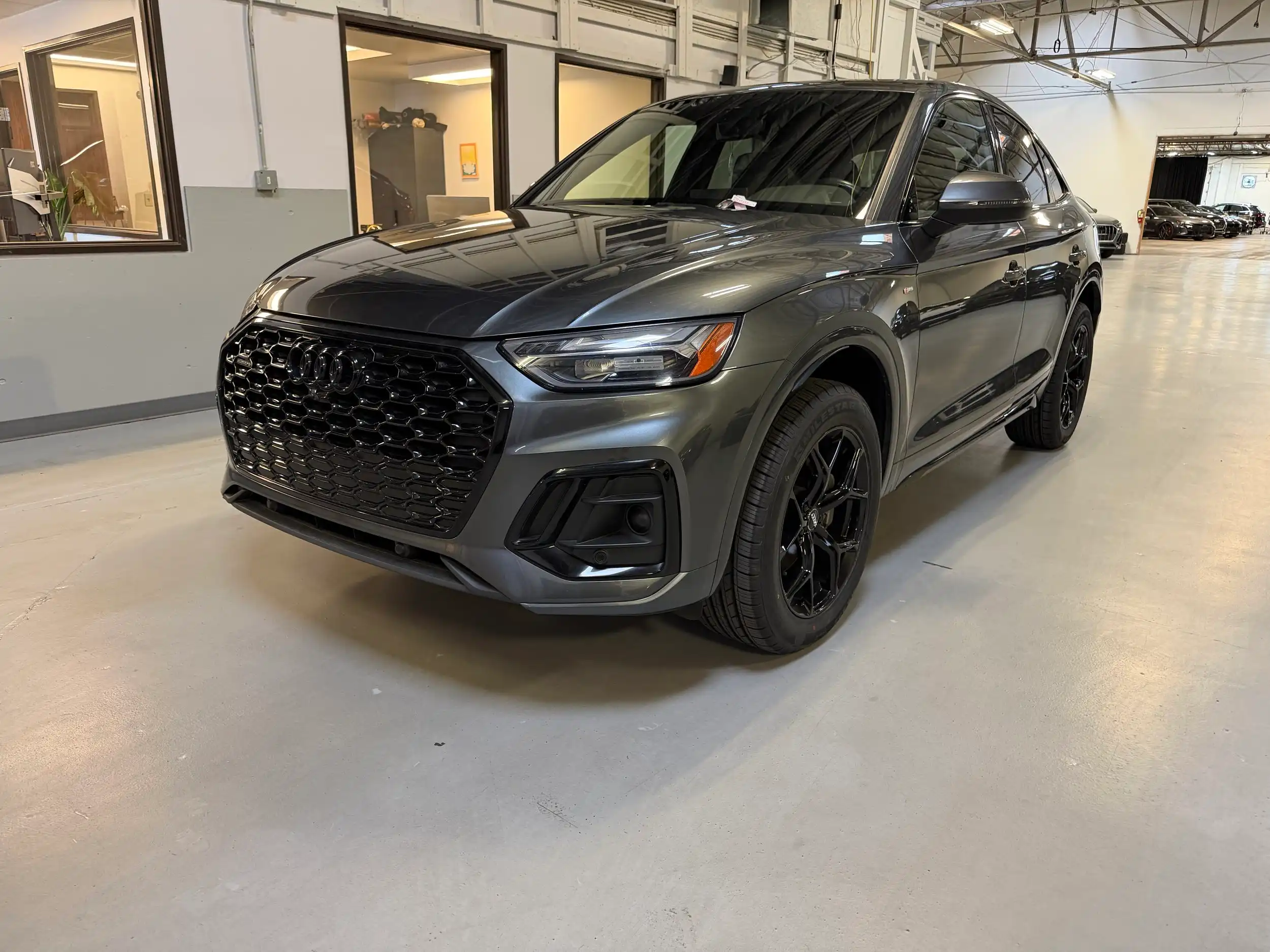 2023 Audi Q5 Sportback 45 Premium Plus's photo