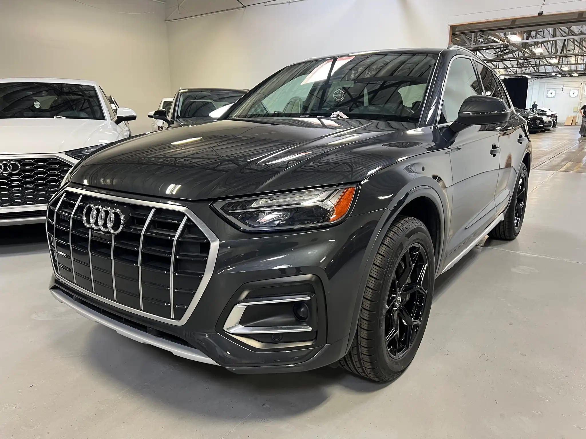 2023 Audi Q5 40 Premium Plus's photo