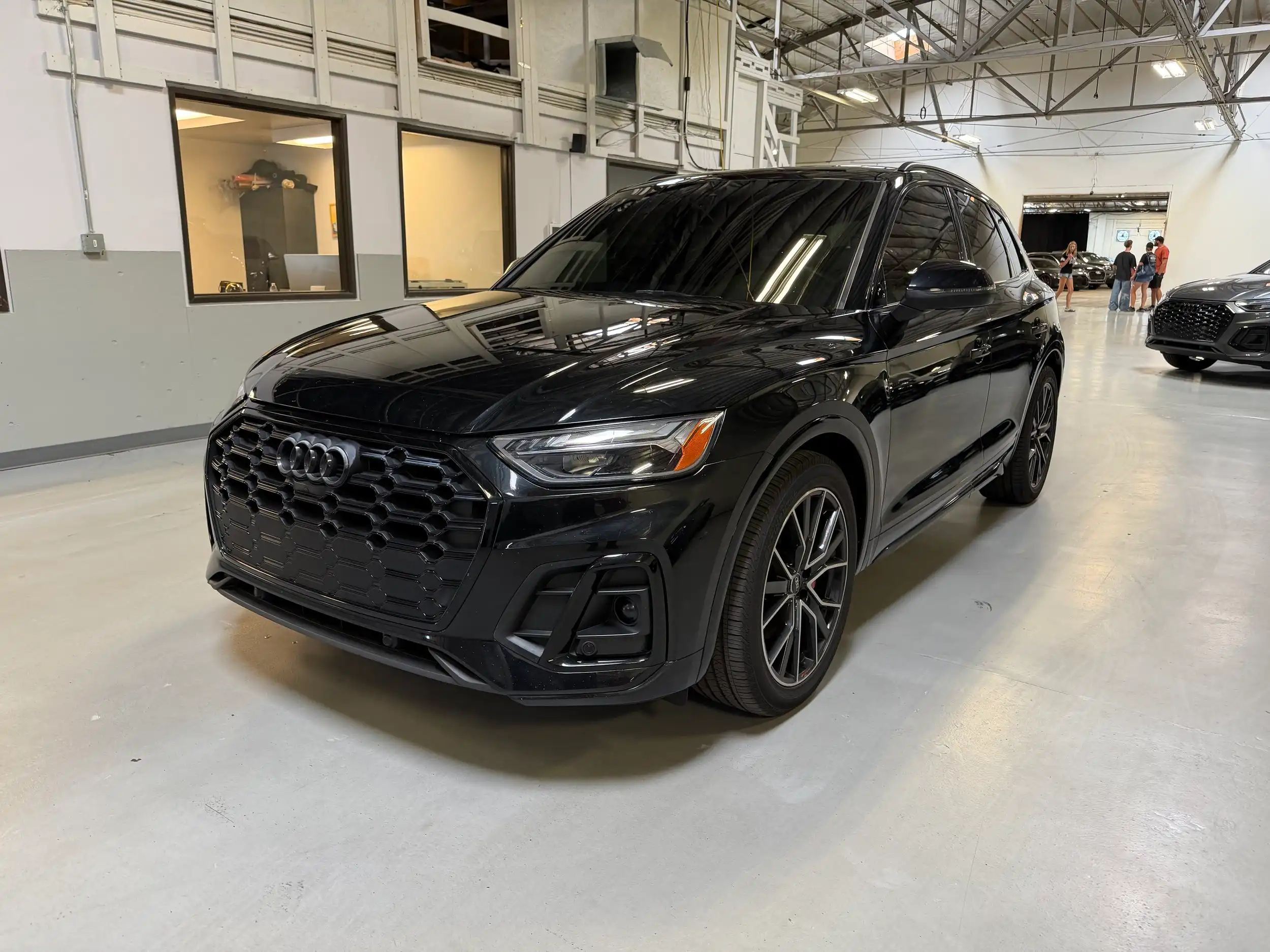 2023 Audi SQ5 Premium Plus's photo