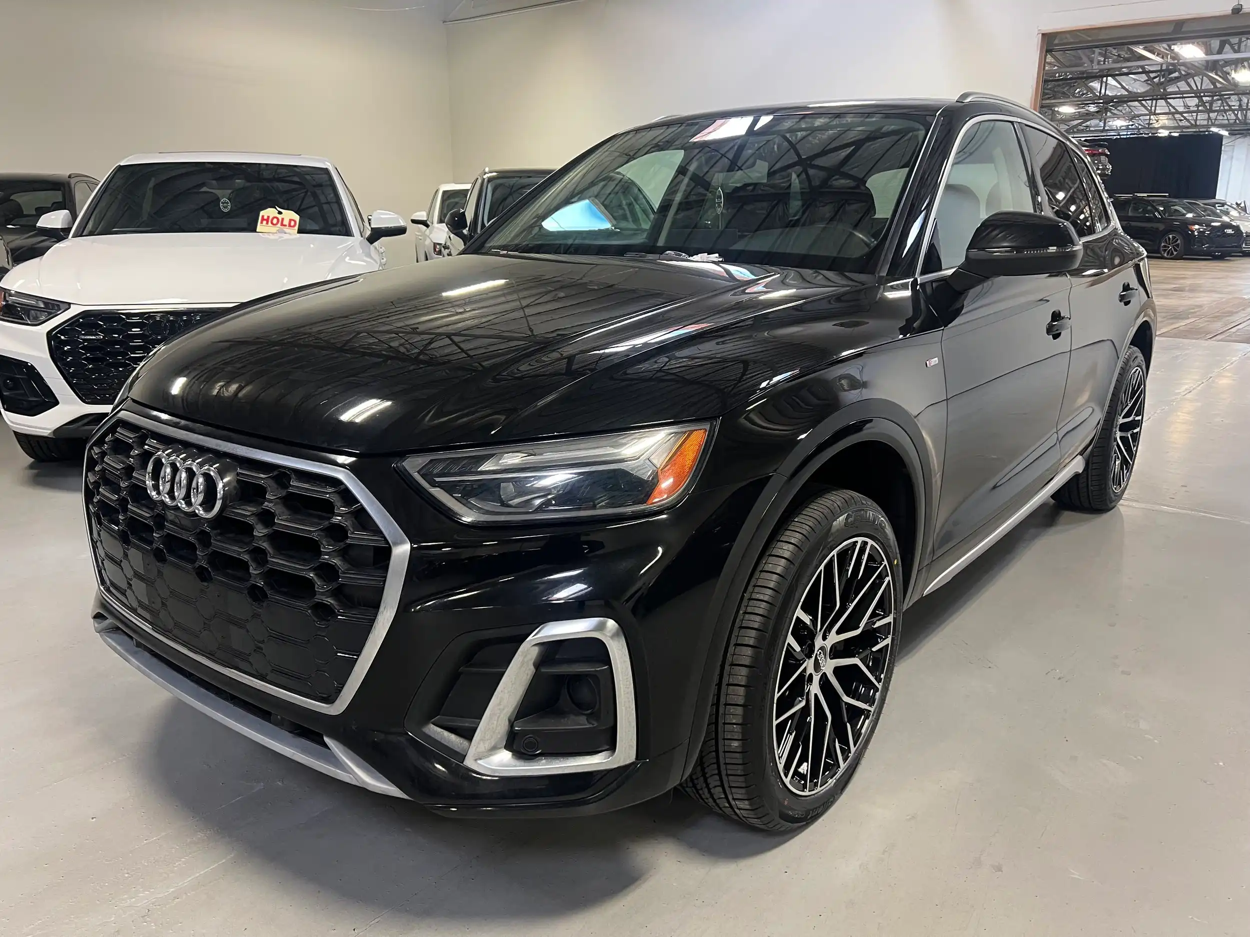 2023 Audi Q5 45 Premium Plus's photo