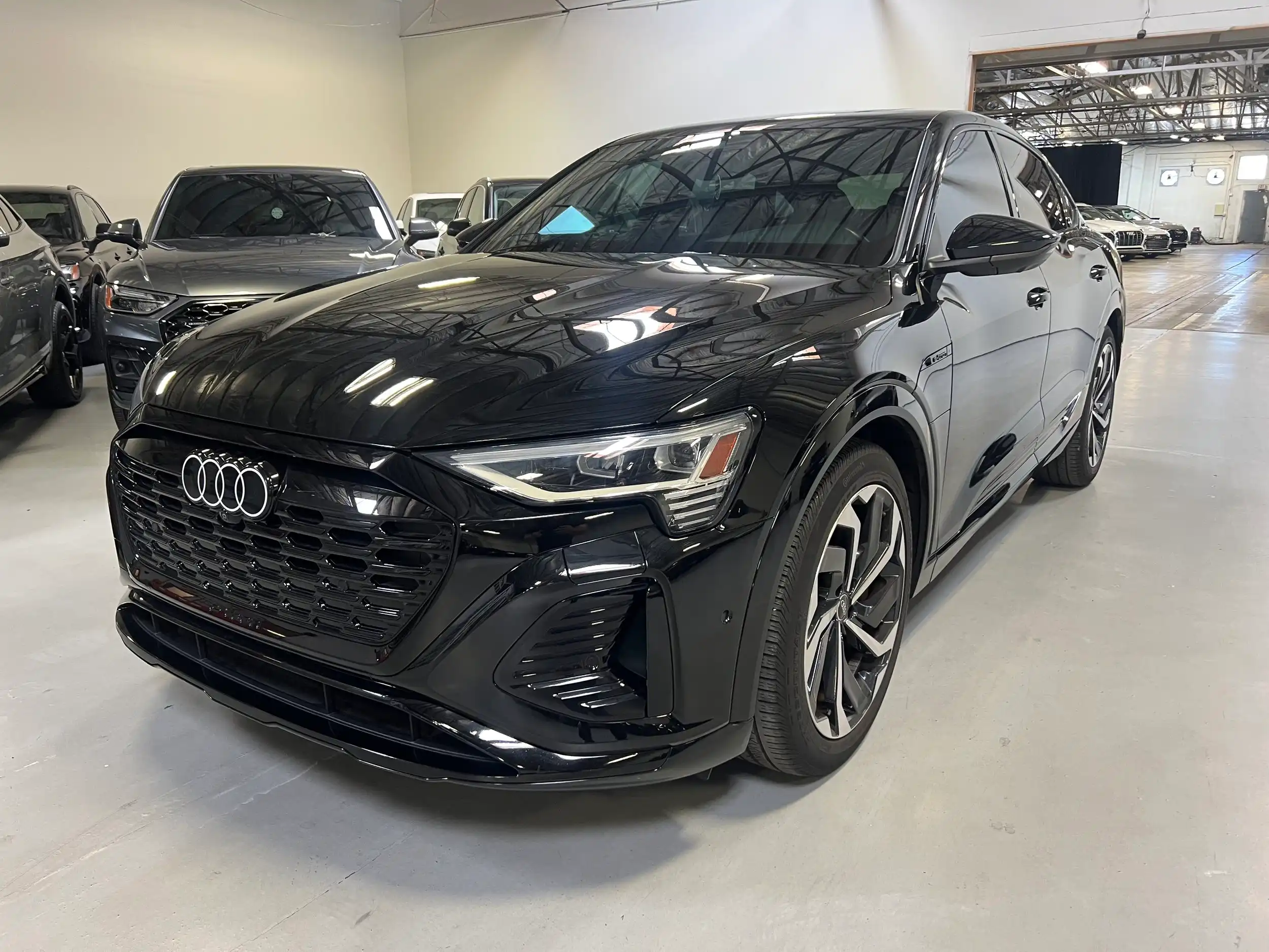 2024 Audi Q8 Sportback e-tron 55 114 kWh Premium Plus quattro's photo