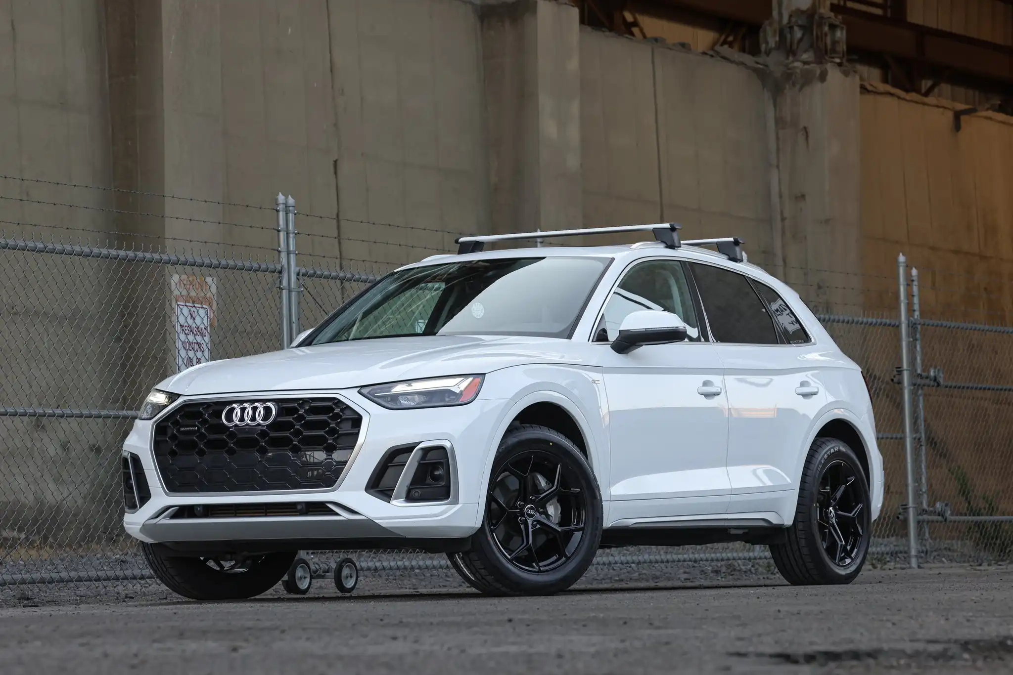 2023 Audi Q5 45 Premium Plus's photo