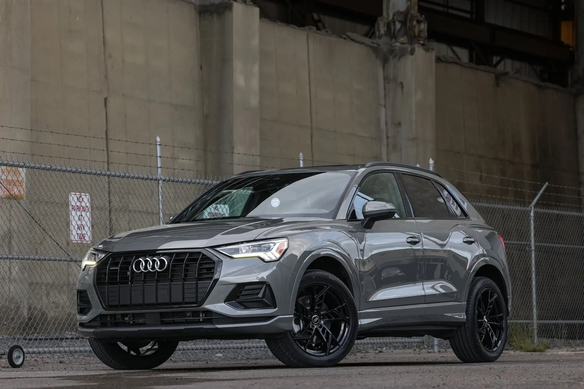 2023 Audi Q3 40 TFSI Premium quattro's photo