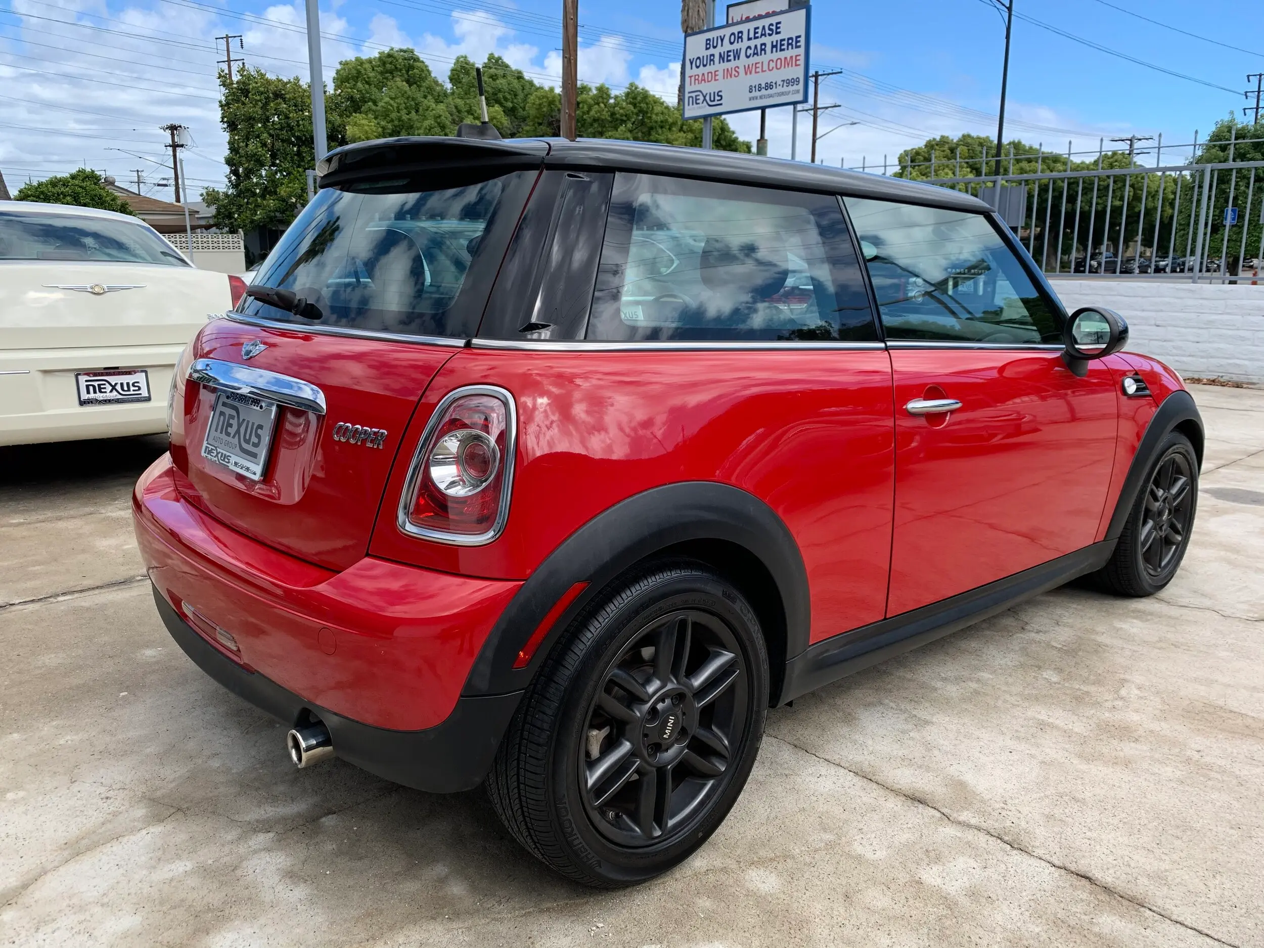 2012 MINI Cooper Base photo 4