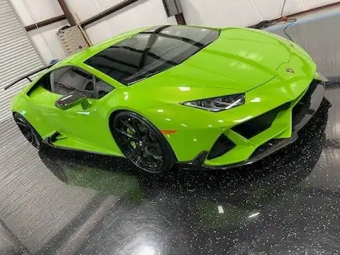 2020 Lamborghini Huracan EVO Coupe's photo