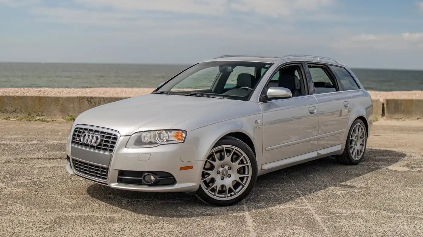 2006 Audi S4 New Avant Tiptronic's photo