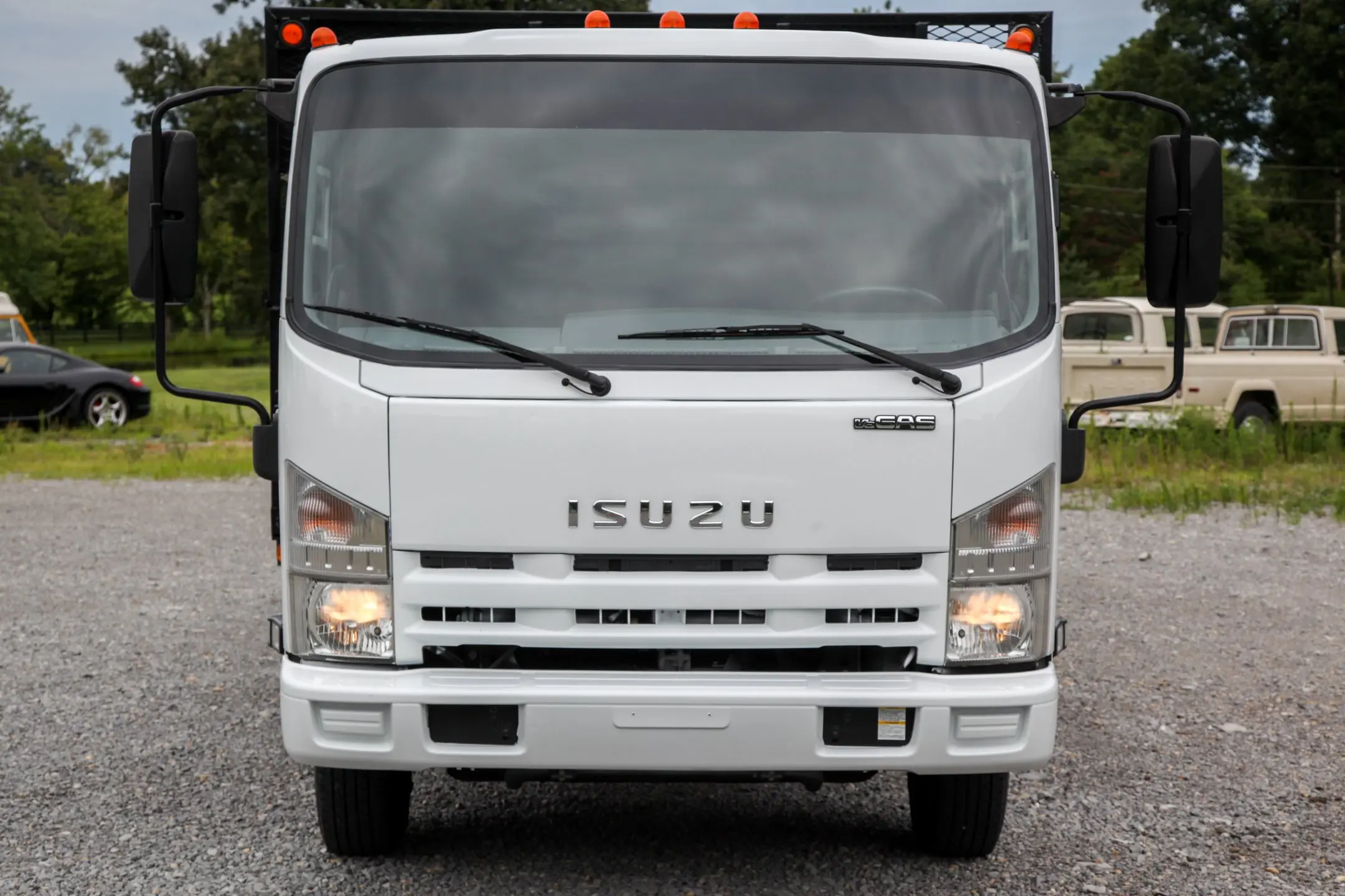 2012 Isuzu NPR undefined photo 3