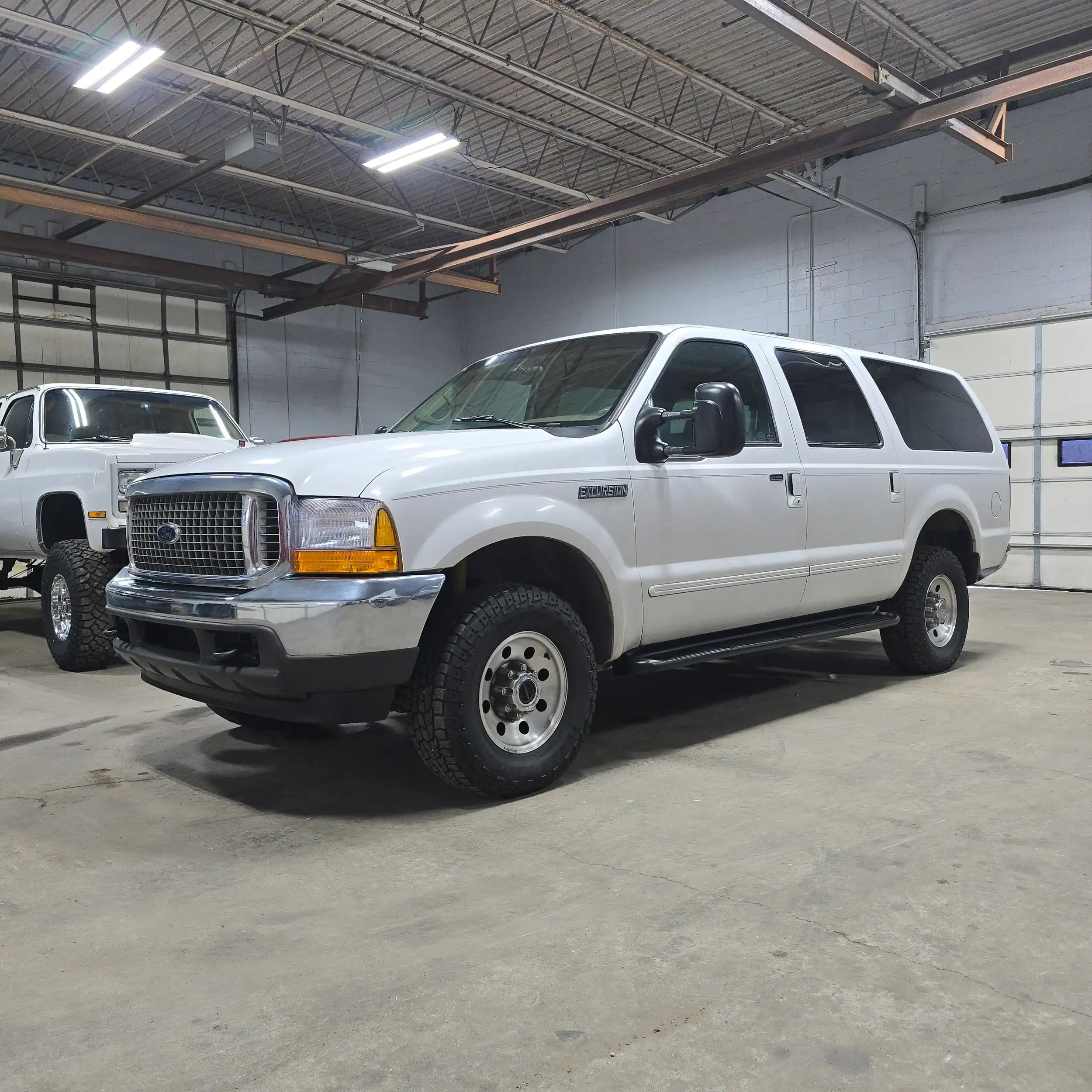 2000 Ford Excursion XLT 4X4's photo