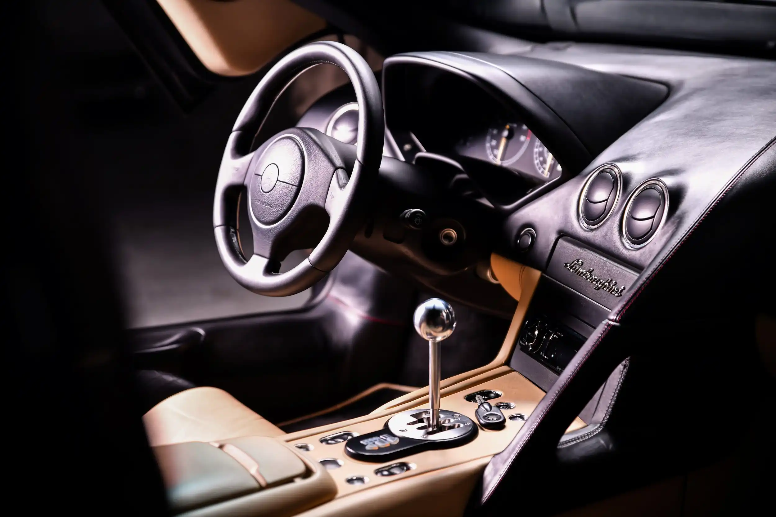 2002 Lamborghini Murcielago Base's photo