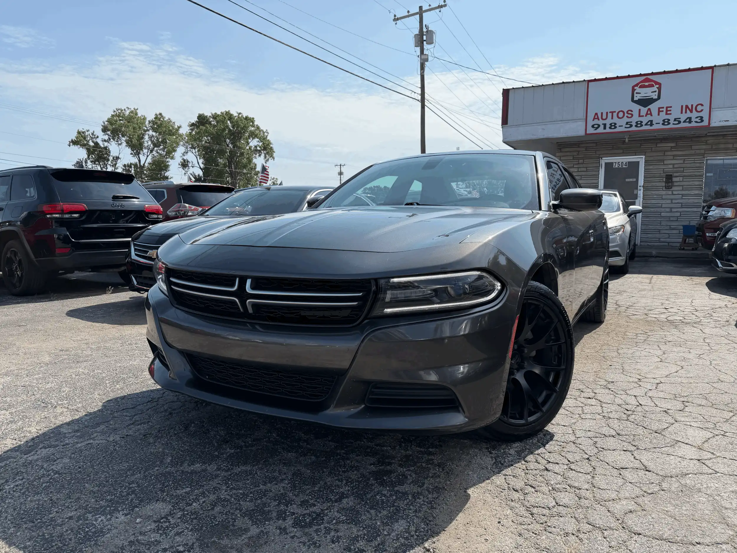 2015 Dodge Charger SE's photo