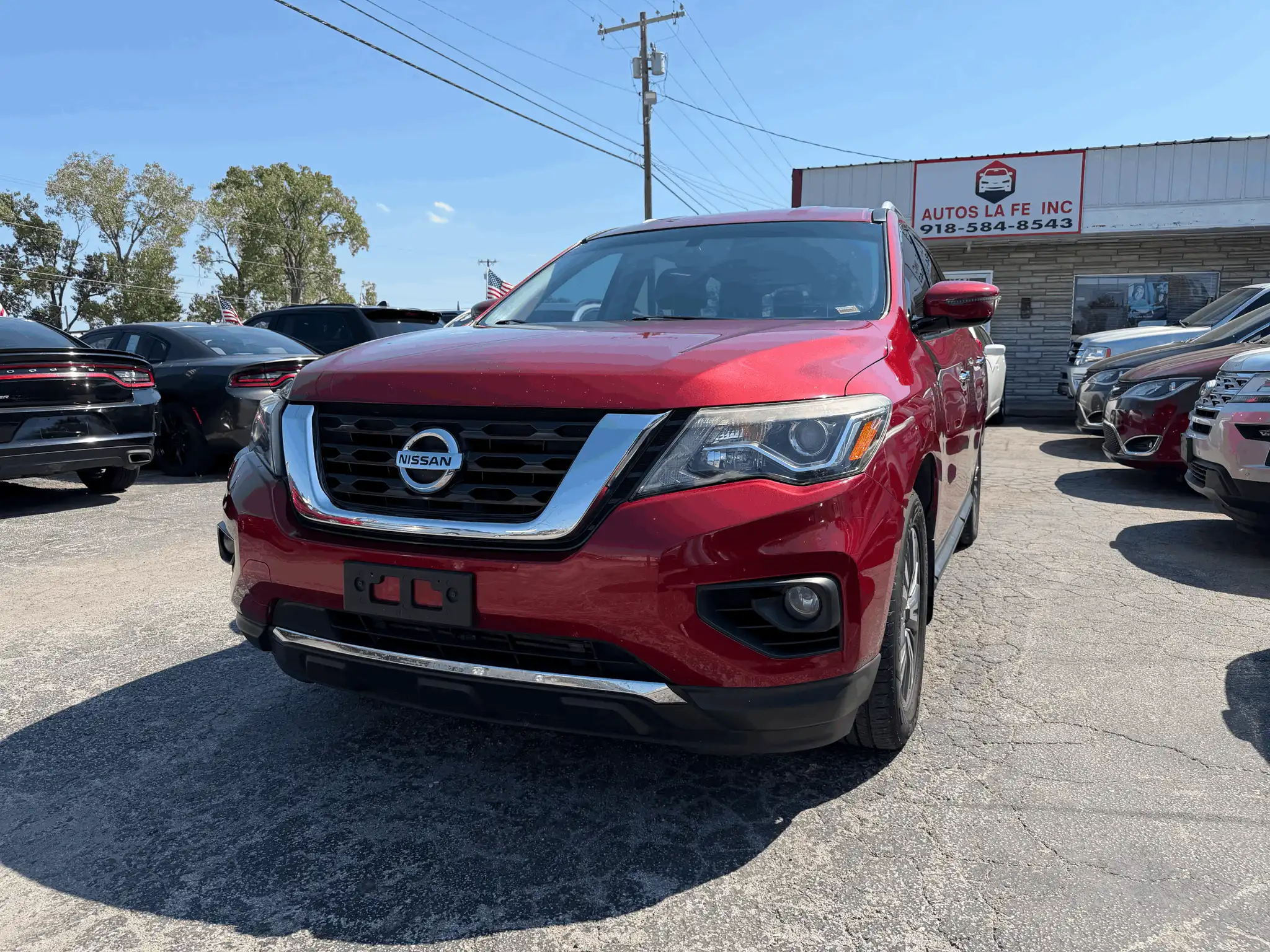 2017 Nissan Pathfinder SV FWD's photo
