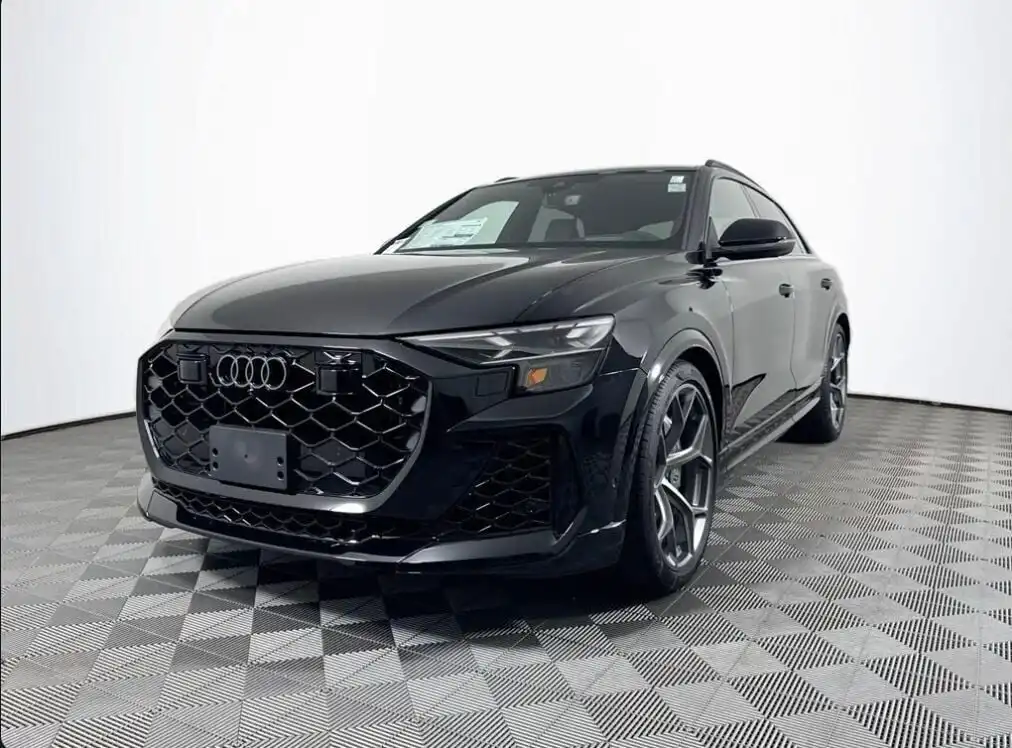 2026 Audi RS Q8 Base's photo