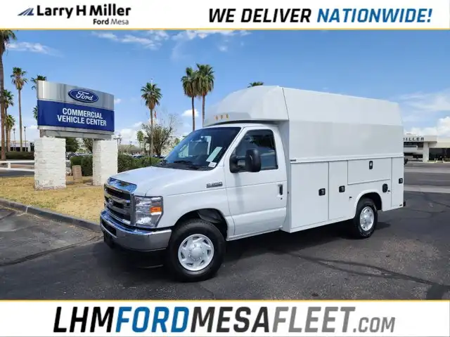 2026 Ford E-Series SRW E-350 Super Duty 138 in WB's photo