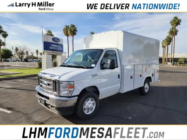 2025 Ford E-Series SRW E-350 Super Duty 138 in WB's photo