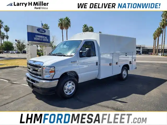 2026 Ford E-Series SRW E-350 Super Duty 138 in WB's photo