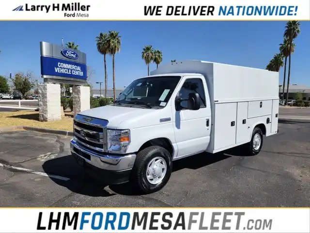 2026 Ford E-Series SRW E-350 Super Duty 138 in WB's photo