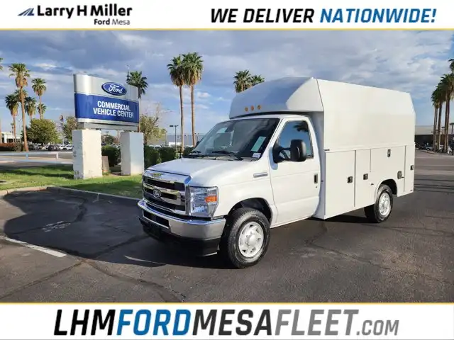 2026 Ford E-Series SRW E-350 Super Duty 138 in WB's photo
